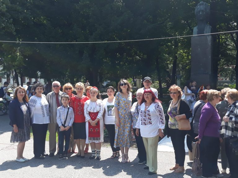 Omagierea poetului Mihai Eminescu pe meleaguri giurgiuvene, la 133 de ani de la trecerea în neființă