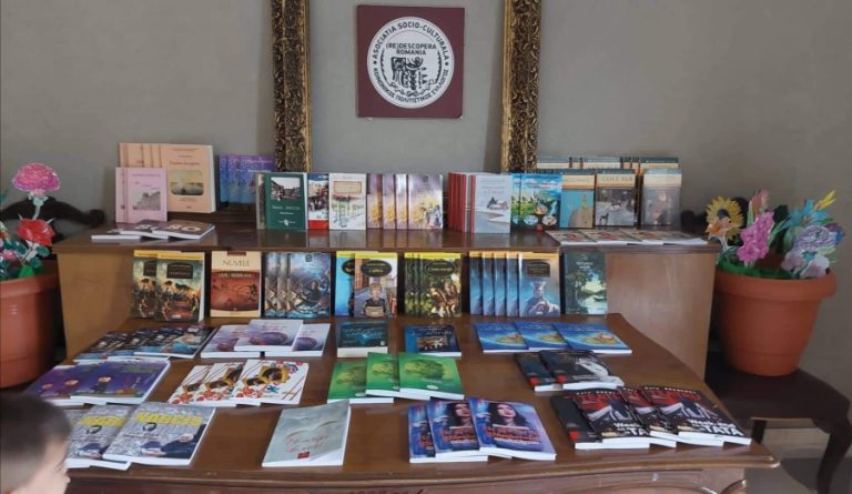 De ZIUA LIMBII ROMÂNE,  un raft românesc de carte a fost înființat la Atena ( GRECIA),  de către Biblioteca județeană ”I.A Bassarabescu” din Giurgiu