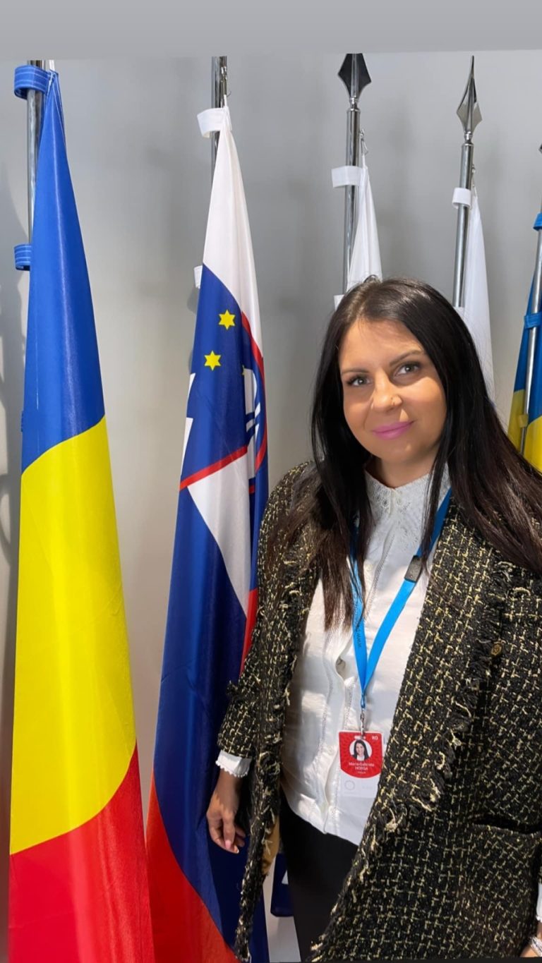 Gabriela Horga: „Particip la Conferința interparlamentară privind stabilitatea, coordonarea economică și guvernanță în UE, organizată în contextul președinției cehe a Consiliului Uniunii Europene.”