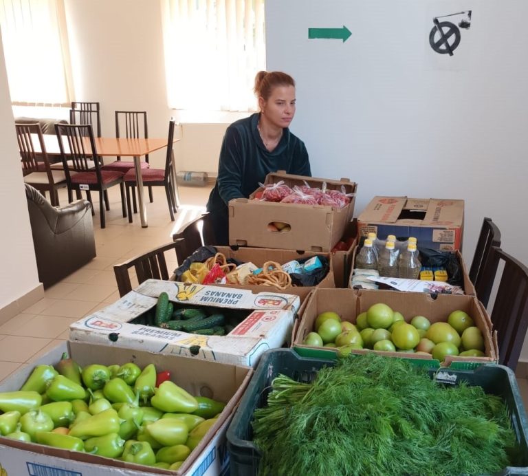 Donații ale producătorilor locali către centrele DGASPC Giurgiu, la inițiativa Direcției Județene pentru Agricultură