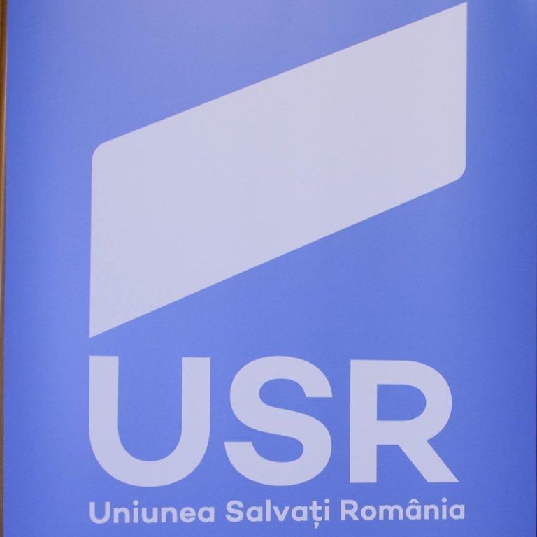 ”USR, singurul partid care a votat împotriva pensiilor speciale!”