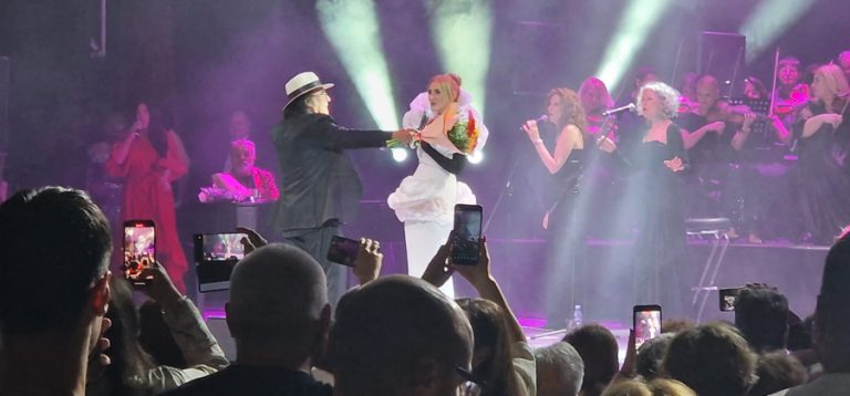 Al BANO a concertat sâmbătă, la Sala Palatului, acompaniat de orchestra simfonică giurgiuveană ”Valahia”, pregătită de prof. Virgil Pețanca! (Galerie FOTO & VIDEO)