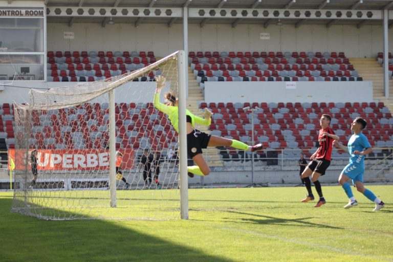 Carmen București și Universitatea Cluj vor disputa finala Cupei României 2022-2023 la fotbal feminin