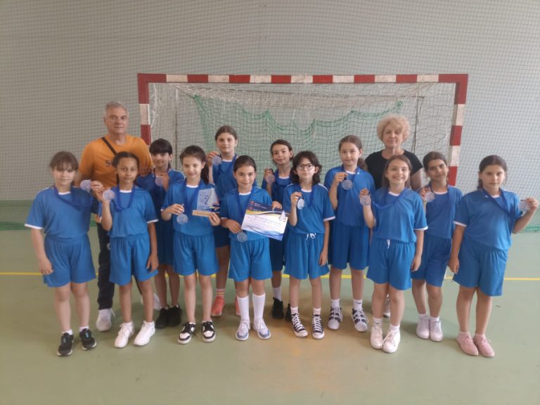 În weekendul trecut, micuțele handbaliste ale Clubului ”Dunărea Giurgiu” au câștigat turneul de la Corabia