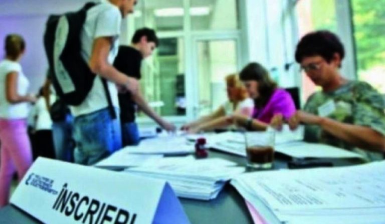 Joi, 6 iulie, a fost prima zi de  înscriere a elevilor la liceu. Când se vor afișa rezultatele…