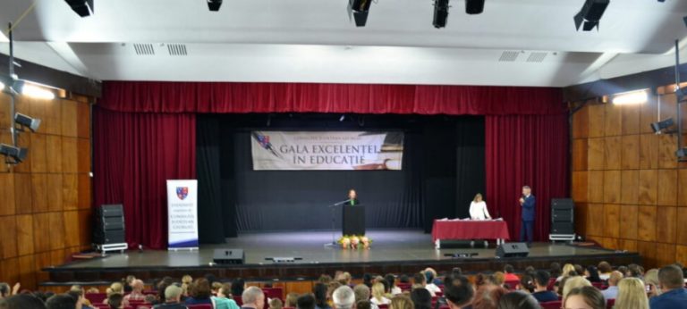 Vineri, 7 iulie, la Giurgiu, are loc Gala de Excelență în Educație. Câte cadre didactice vor fi premiate…