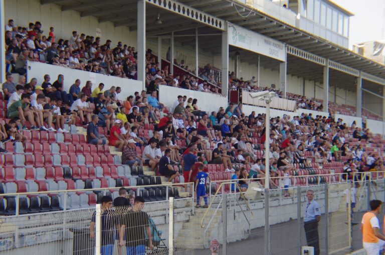 FOTBAL. Liga III-a. SCM Dunărea Giurgiu- Dinamo București 1-0. Câinii roșii, ”ciufuliți” la malul Dunării…