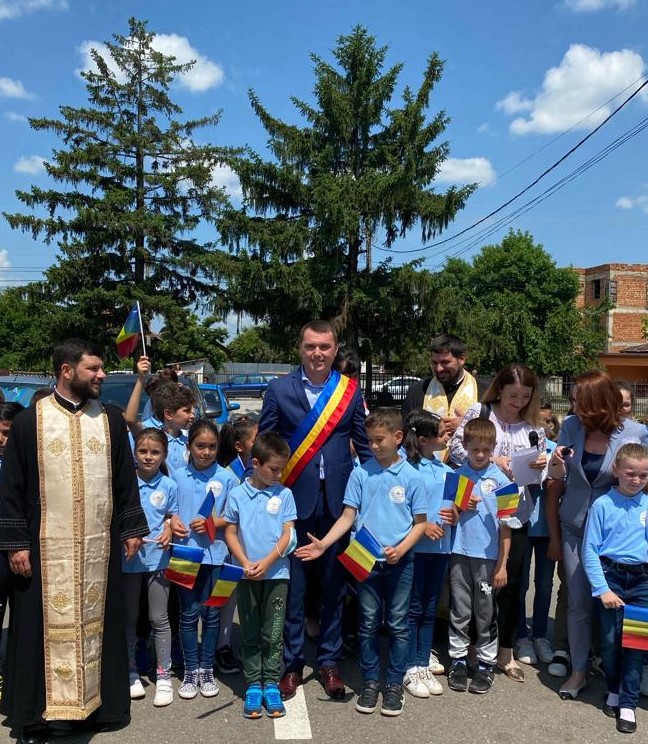 Mesajul Primarului Comunei Oinacu, Fabian ȚÎRCĂ, de Ziua Națională a României!