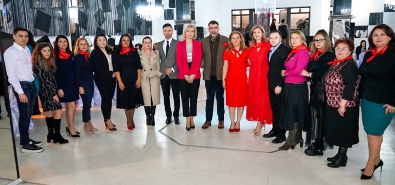 Cristina Elena DINU, deputat PSD: „Eveniment organizat la Joiţa, cu prilejul zilei de 8 Martie”