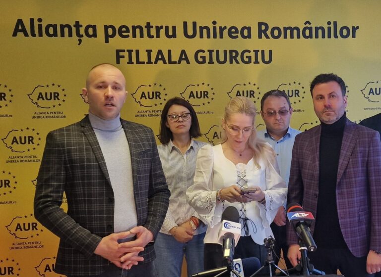 1 martie a fost ziua în care AUR , filiala Giurgiu, a dat startul semnăturilor pentru candidații la Europarlamentare! Cum a fost primit de giurgiuveni, Bogdan Bratu, în Piața Centrală a orașului…