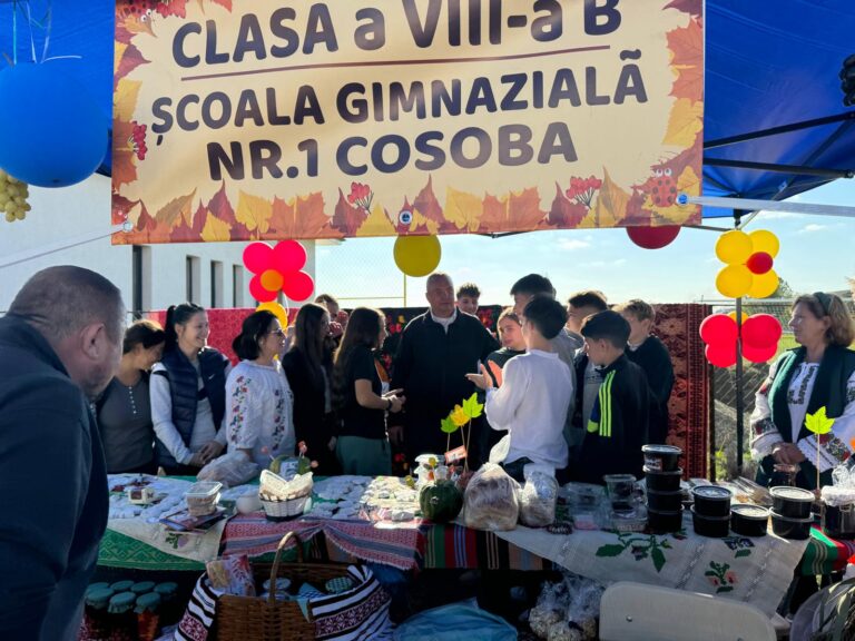 Dan MOTREANU, europarlamentar PNL:„Festivalul Toamnei din Cosoba este o adevărată sărbătoare a comunității, un loc unde bunicii, părinții și copiii se reunesc pentru a crea amintiri de neuitat.”