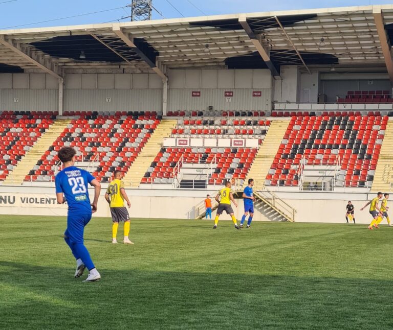 FOTBAL. Liga III-a, play-out: Dunărea Giurgiu merge sâmbătă după puncte, la Curtişoara!