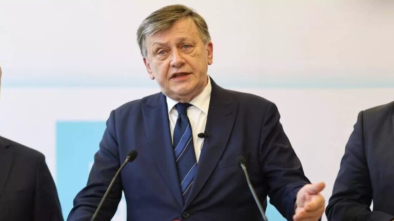  Filialele PNL vor sprijini financiar campania prezidențială a lui Crin Antonescu!