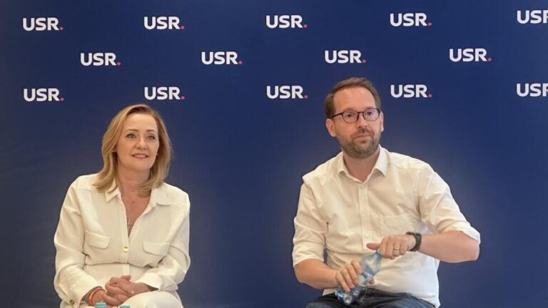 Președintele interimar al USR, spune ce se va întâmpla cu Elena Lasconi după demisia acesteia…