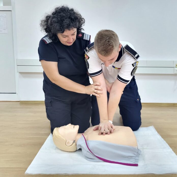 Polițiștii giurgiuveni, instruiți pentru a salva vieți