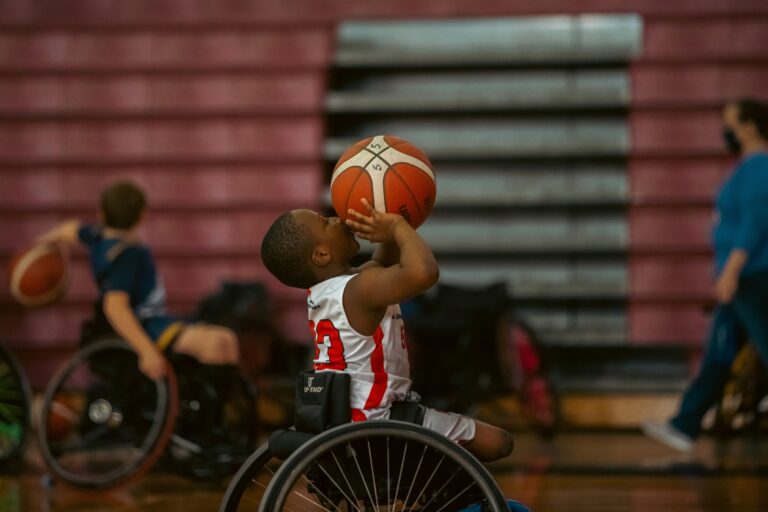 Lege promulgată pentru accesul persoanelor cu handicap la educația fizică și sport