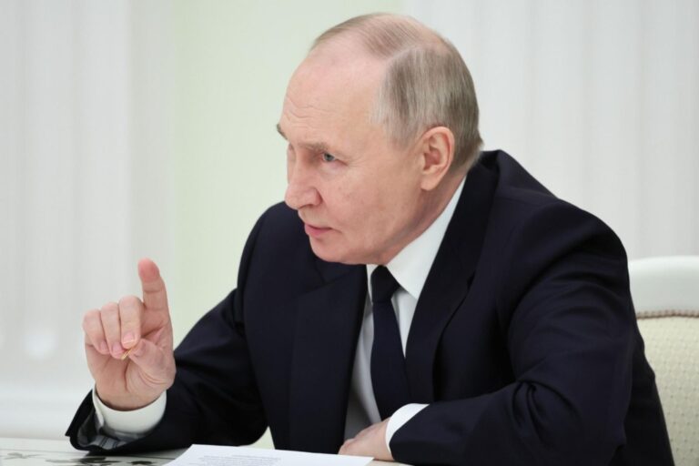 Putin vrea graniță comună cu România!