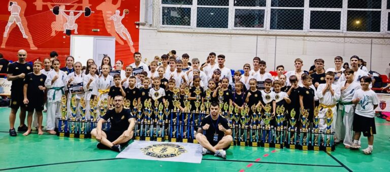 Sportivii  Clubului giurgiuvean „Cătălin Mocanu Academy” au câștigat 52 de medalii la ediția a II-a a concursului internațional de karate desfășurat la Constanța (LINK)