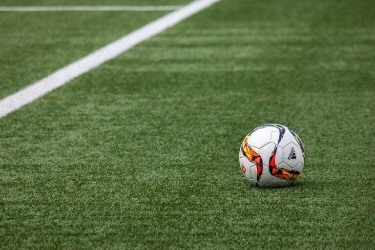 FOTBAL. Liga a IV-a, etapa a 6-a: Liderul Dunărea Găujani face scor de maidan cu Slobozia. Adunații Copăceni, înfrângere  în deplasare,  la Comana!