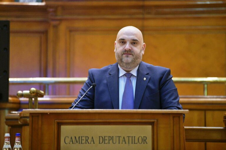 Deputatul Alexandru Andrei, vicepreședinte al Comisiei de Mediu din Camera Deputaților, cere explicații conducerii Ministerului Mediului și a AFM în ce privește blocarea unor proiectele depuse de primării!