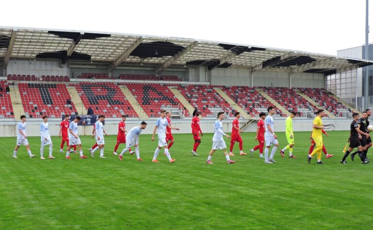 FOTBAL.Liga a III-a, seria a 5-a:  „Dacă nici cu Nanov, atunci cu cine…?”