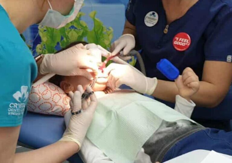 „Moarte sub anestezie!”Tragedia fetiței de 2 ani zguduie România: clinică fără autorizație, ministru în alertă și sistemul sanitar acuzat că reacționează doar după ce mor oameni