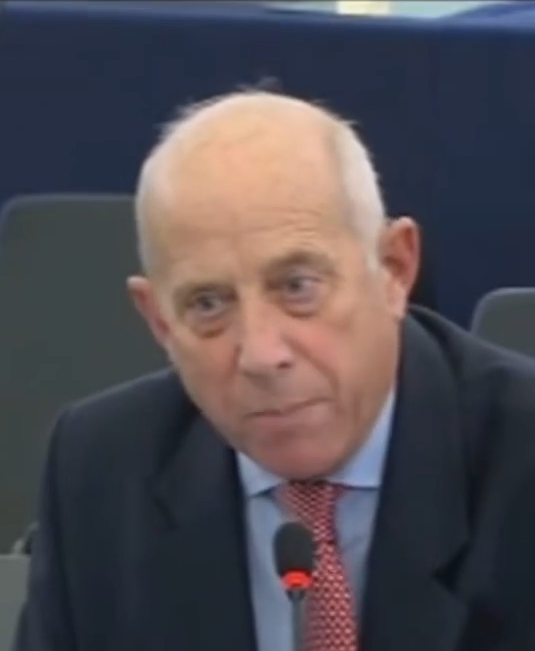 ”Statul este o instituție a tâlhăriei”:Taxele sunt un sistem prin care politicienii și birocrații fură bani de la cetățeni…! (Vezi VIDEO)