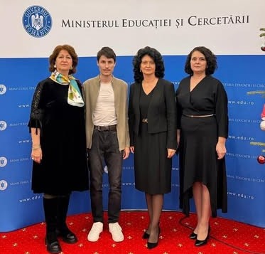 Chindea Alin-Cristian, absolvent al Colegiului Național ,,Ion Maiorescu”, promoția 2025, distins cu Mențiunea de Onoare la etapa internațională a Olimpiadei de Lingvistică, din Taipei!