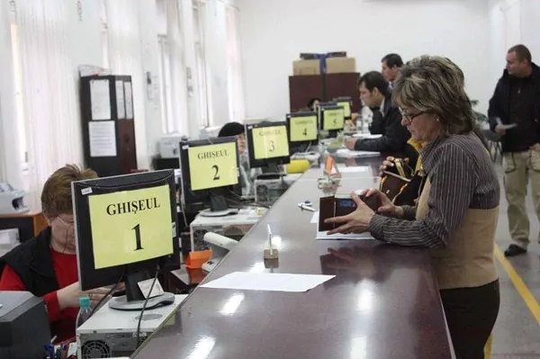 Amenzi pentru cei ce îi jignesc pe funcționarii din instituțiile statului!