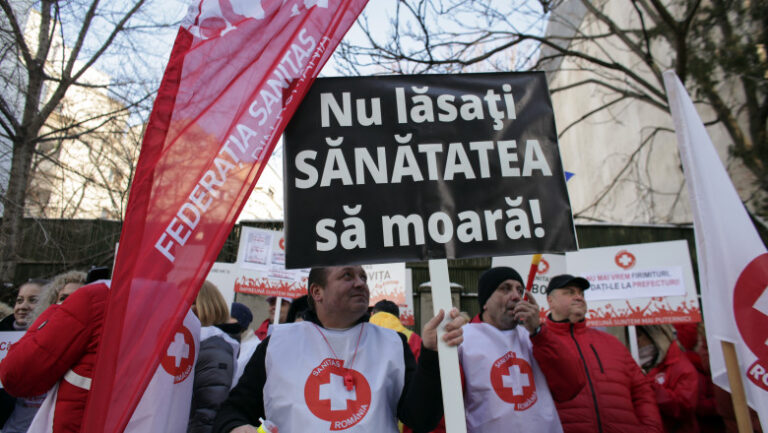 Guvernul nu s-a lăsat înduplecat în niciun fel de protestul sindicatelor din sănătate, susținând în continuare reducerea cu 10% a cheltuielilor din întregul sistem sanitar! Sindicaliștii se pregătesc de GREVĂ!