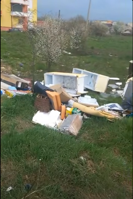 Zona ANL-urilor de la Obor, în municipiul Giurgiu a început să semene cu o groapă de Gunoi. Imagini INCREDIBILE! (Vezi LINK)