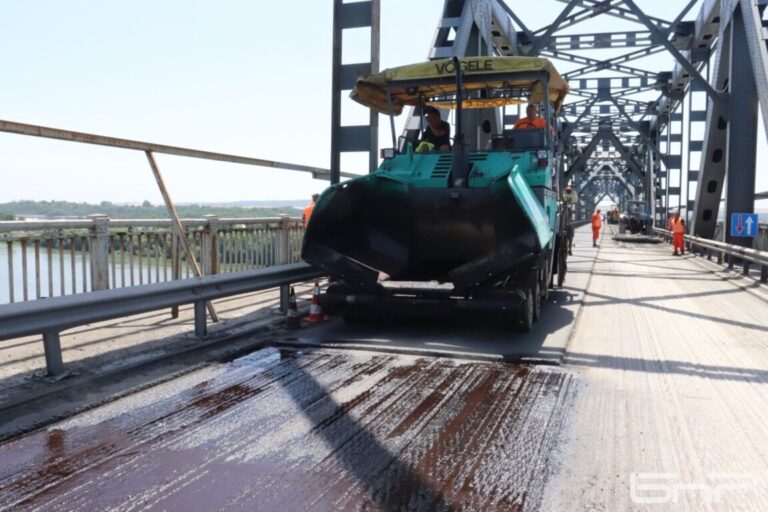 Circulația pe Podul Prieteniei , Giurgiu – Ruse, va fi liberă pe ambele benzi, de Paște!