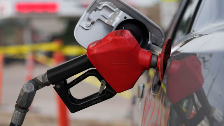 Ordonanță de Urgență , asupra pieței carburanților! Se declară „stare de criză” pentru perioada 1 aprilie – 30 iunie 2026. Scopul: Eliminarea speculei și prevenirea scumpirilor nejustificate.
