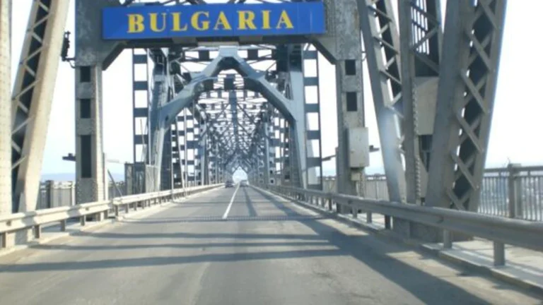 Circulație suspendată joi, pentru câteva ore, pe Podul Prieteniei, la Giurgiu, frontiera cu Bulgaria…