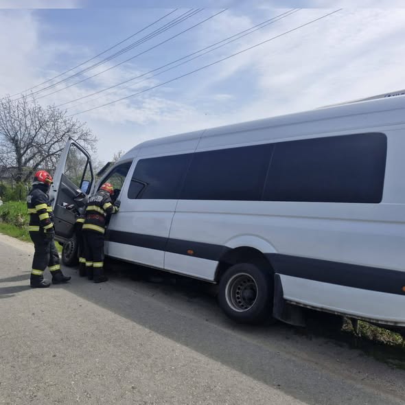 Cinci răniți în urma unui accident rutier produs în comuna Gogoșari, județul Giurgiu