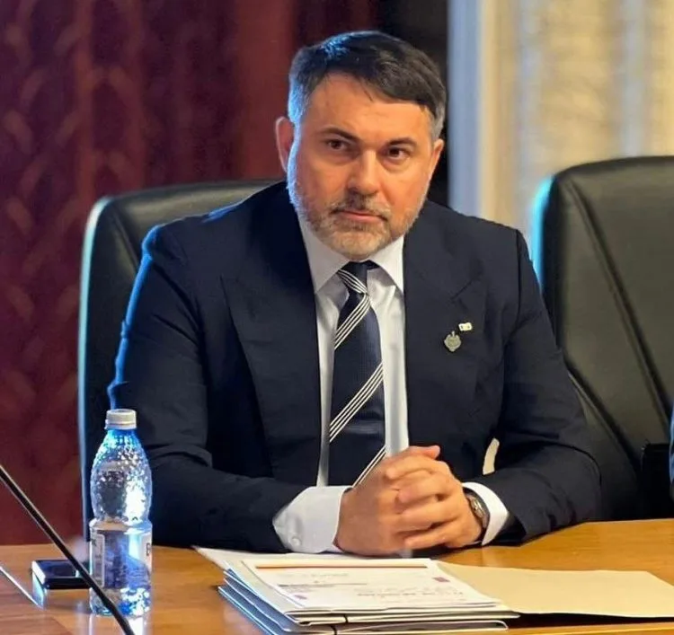 Despre comentariile din presa locală privind stabilitatea AUR Giurgiu, președintele Organizației județene, Cosmin Corendea e tranșant: „Țara arde și baba se piaptănă!”
