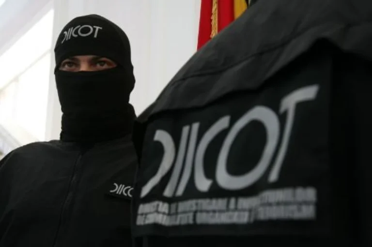 DIICOT destructurează o rețea acuzată că exploata persoane vulnerabile sub masca unei asociații caritabile. Sute de persoane cu afecțiuni psihice ar fi fost transferate din spitale și centre sociale din mai multe județe