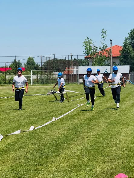 Pompierii ISU Giurgiu, antrenați pentru performanță: viteză, precizie și rezistență în misiuni reale de salvare (Galerie foto)