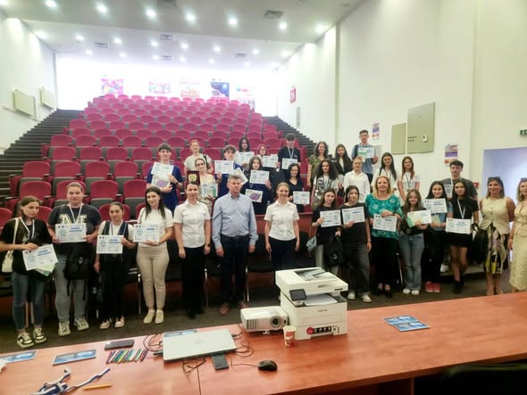 „Alege să fii corect” – Liceul „Tudor Vianu” Giurgiu, marele câștigător al ediției a V-a a concursului județean de integritate