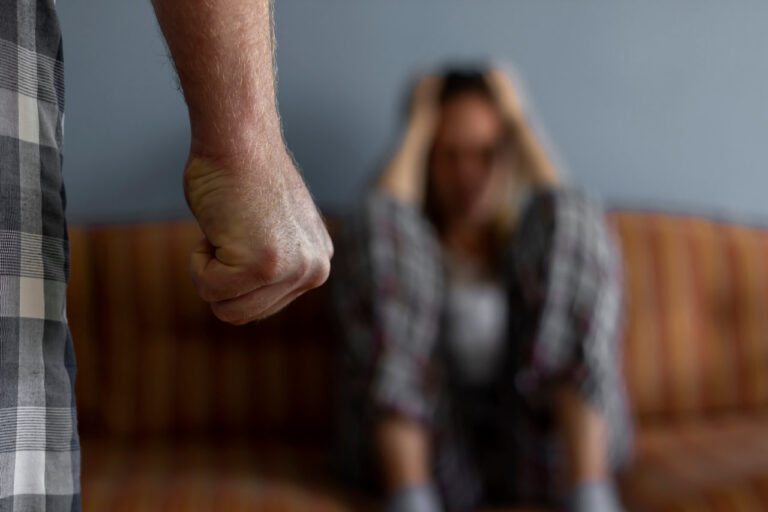 Scutul de Urgență din Giurgiu: Cum intervine și ce competențe are noua Echipă Mobilă, împotriva Violenței Domestice