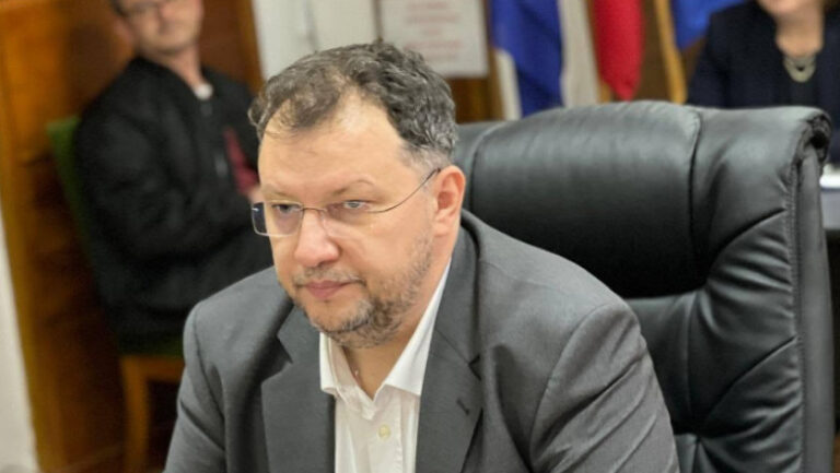 Toma Petcu, președintele Consiliului Județean: „Indiferent de sancțiuni și consecințe, consider că în viață trebuie să rămâi consecvent ideilor și principiilor tale (…) Județul Giurgiu are nevoie de sprijinul Guvernului!”