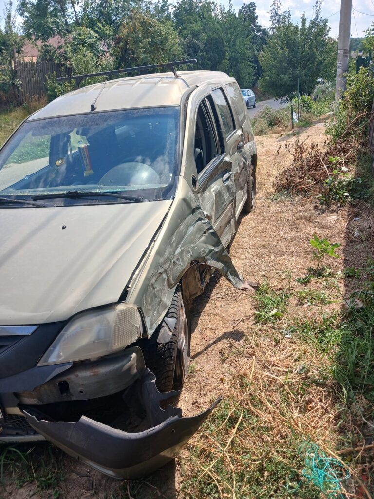 Strigătul de disperare al unui șofer veteran, strivit pe șosea de un vitezoman: „Puteam fi mort, iar Poliția nici nu m-a sunat! Dacă eram tânăr, plecam definitiv din țară!”