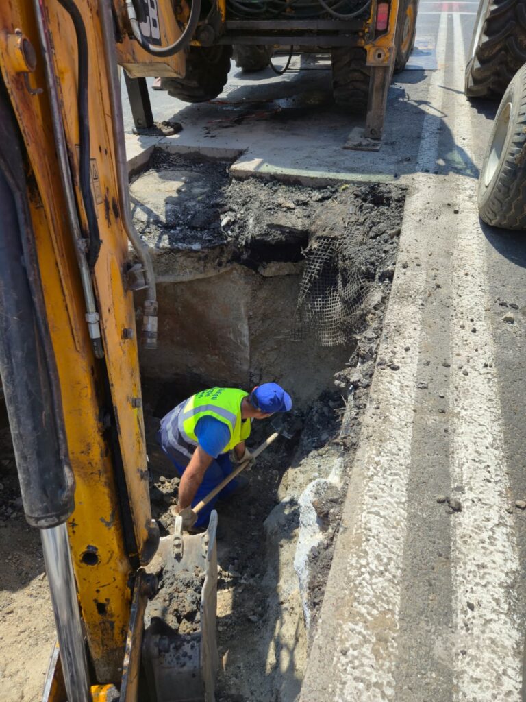 APA SERVICE GIURGIU: Lucrare complexă la sistemul de canalizare