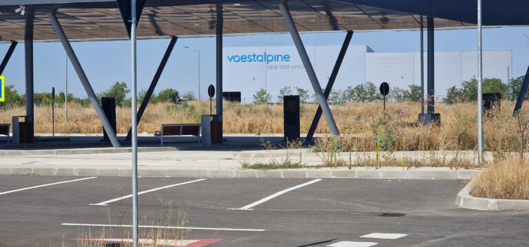 Cum a îngropat Giurgiu milioane de euro într-o parcare fantomă, pe strada Voestalpine (Galerie FOTO)