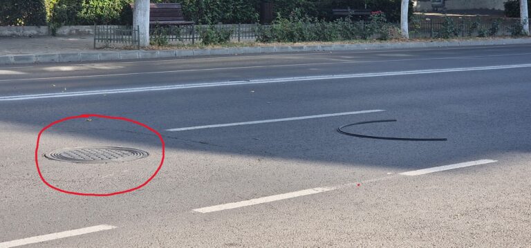 Un Capac de canal, a devenit coșmarul de zi și de noapte al giurgiuvenilor dintr-o zonă circulată a Bulevardului București
