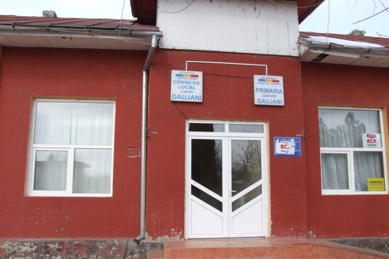 Găujani, o comună mică, dar cu planuri mari! Primarul Dan Ciocan trage tare pentru apă, canalizare, școli moderne și mai multă siguranță pentru oameni!