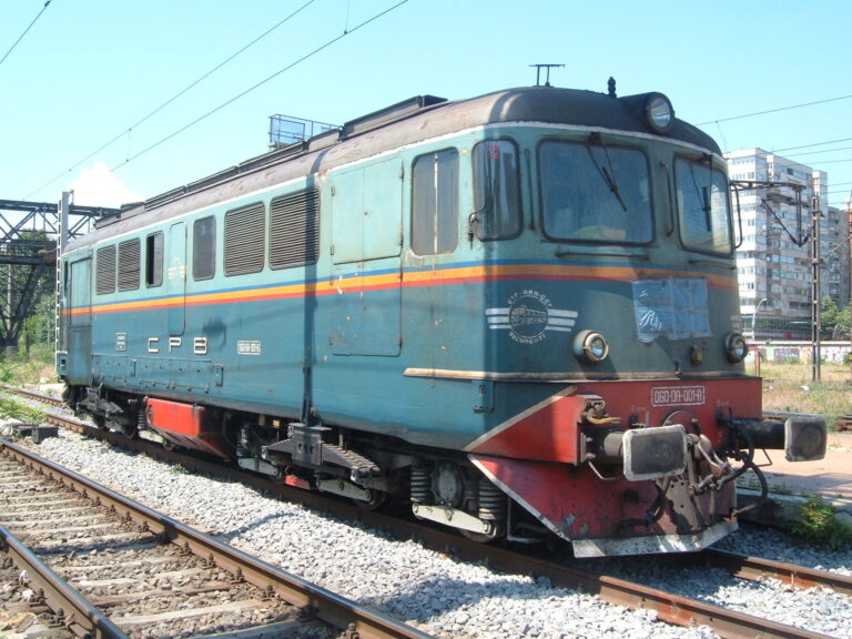 Traficul feroviar între Bălănoaia și Stănești a fost temporar întrerupt, sâmbătă, din cauza unei locomotive defecte