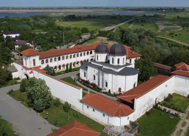 Consiliul Județean Giurgiu investește peste 11 milioane de euro pentru a face din Mănăstirea Comana un pol de atracție al Giurgiului