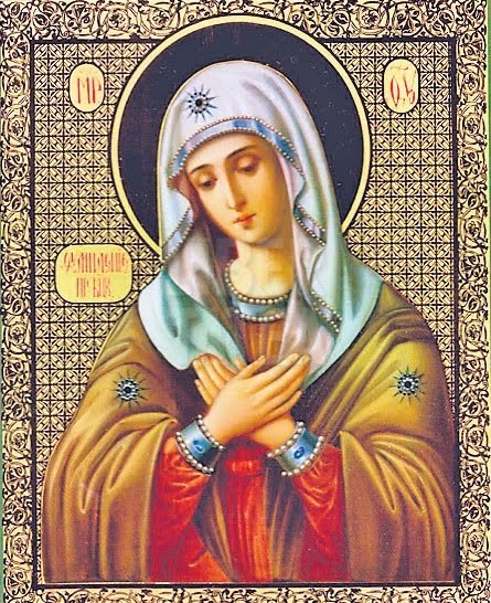 Este sărbătoarea de Sfânta Maria Mare, ziua în care România se roagă, sărbătorește și își amintește de Maica Domnului. Peste 2,6 milioane de români își serbează onomastica.Astăzi este și Ziua Marinei