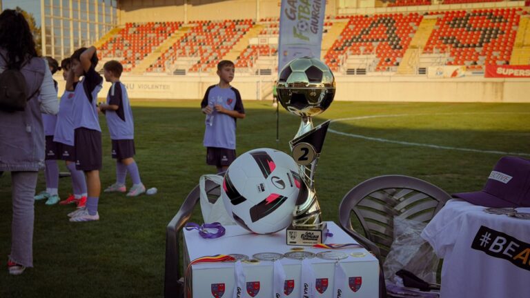 Vineri 25 septembrie – Gala Fotbalului Giurgiuvean: O zi în care generațiile fotbalului local s-au întâlnit pe stadionul „Marin Anastasovici” (Galerie Foto)